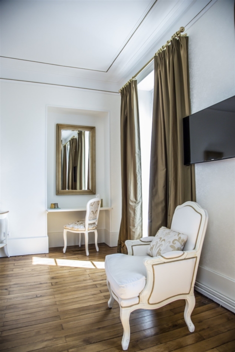 Chambre d’hôtes château Preuil par virginie vaudenay décoratrice ufdi couleur de vie Bué en sancerre dans le cher (18)