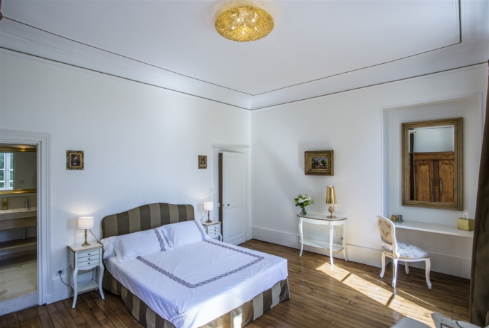 Chambre d’hôtes château Preuil par virginie vaudenay décoratrice ufdi couleur de vie Bué en sancerre dans le cher (18)