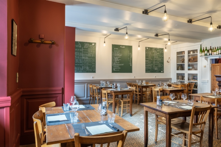 Restaurant à Chavignol par Virginie Vaudenay décoratrice UFDI Couleur de vie Bué en Sancerre dans le Cher (18)
